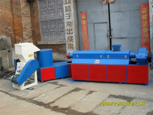 鋁合金門窗膠條機(jī)膠條,華興機(jī)械,鋁合金門窗膠條機(jī)配,鋁合金門窗膠條機(jī)膠條,華興機(jī)械,鋁合金門窗膠條機(jī)配生產(chǎn)廠家,鋁合金門窗膠條機(jī)膠條,華興機(jī)械,鋁合金門窗膠條機(jī)配價格